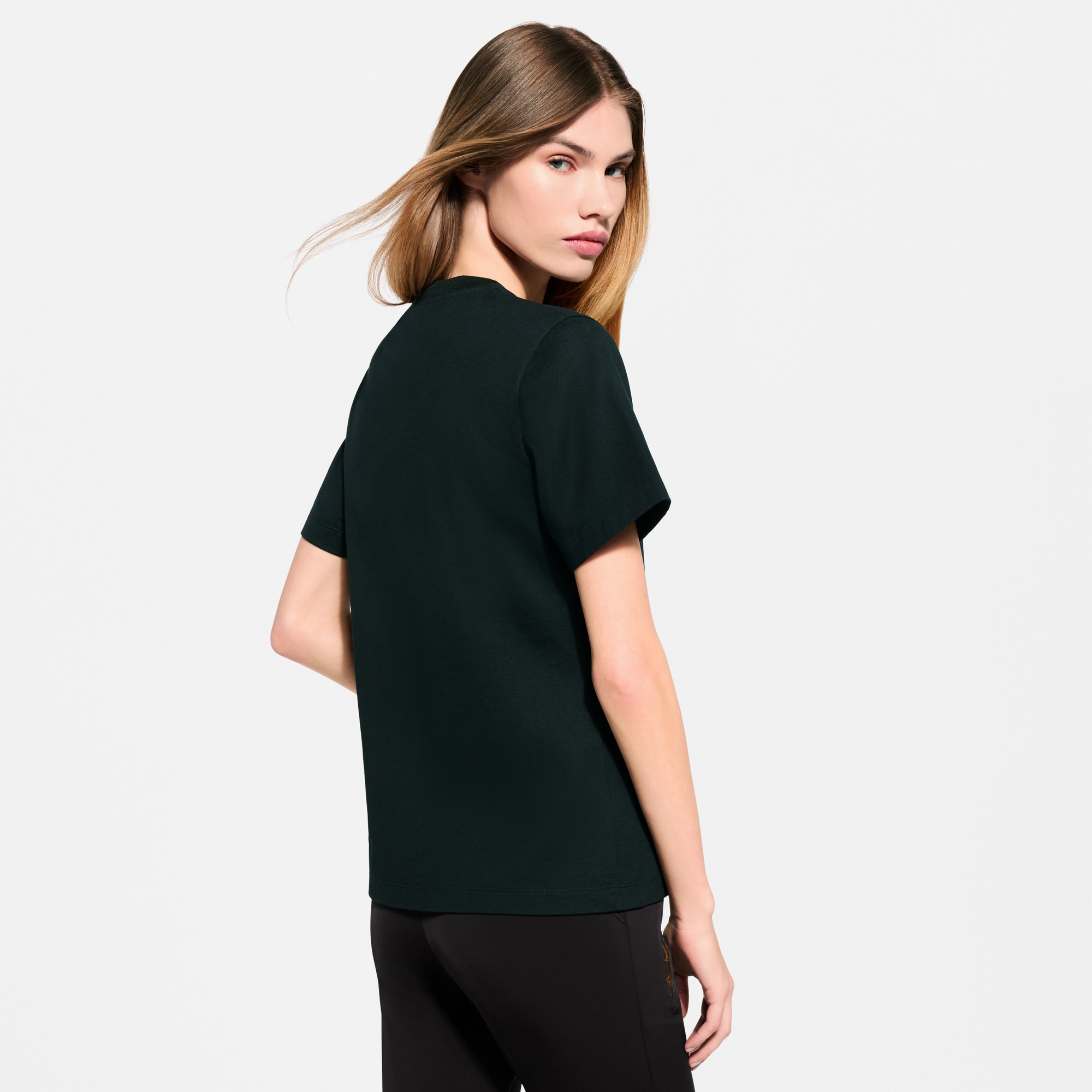 モノグラム ポケットTシャツ ｜ルイ・ヴィトン 公式サイト - 1AHURT